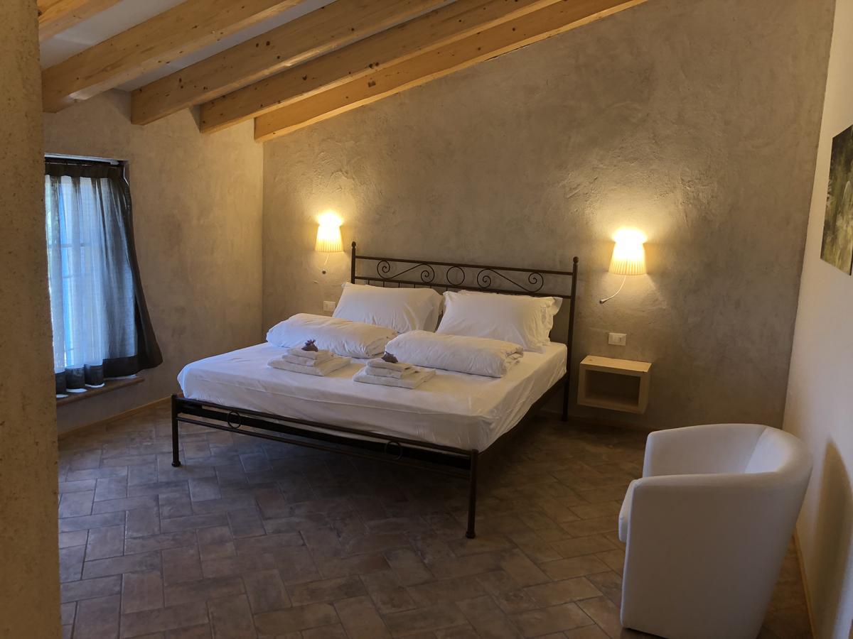 Agriturismo2Laghi Понти-суль-Минчо Экстерьер фото